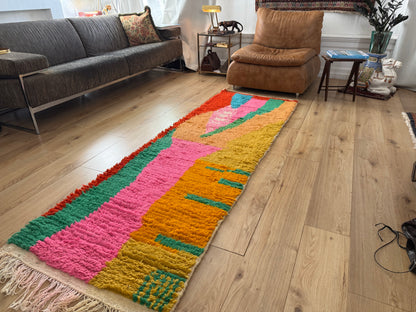 Kleurrijke Marokkaanse Boujad-stijl loper – 256 × 81 cm