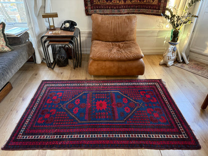 Hand-knotted tribal vintage carpet – Baluch – Indigo &amp; star medallion – ca. 1920–1935 size: 177 × 108 cm