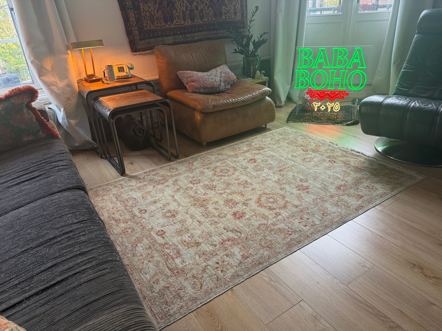 Handgeknoopt vintage tapijt – zand &amp; oudroze | Ziegler-stijl, 188 × 127 cm