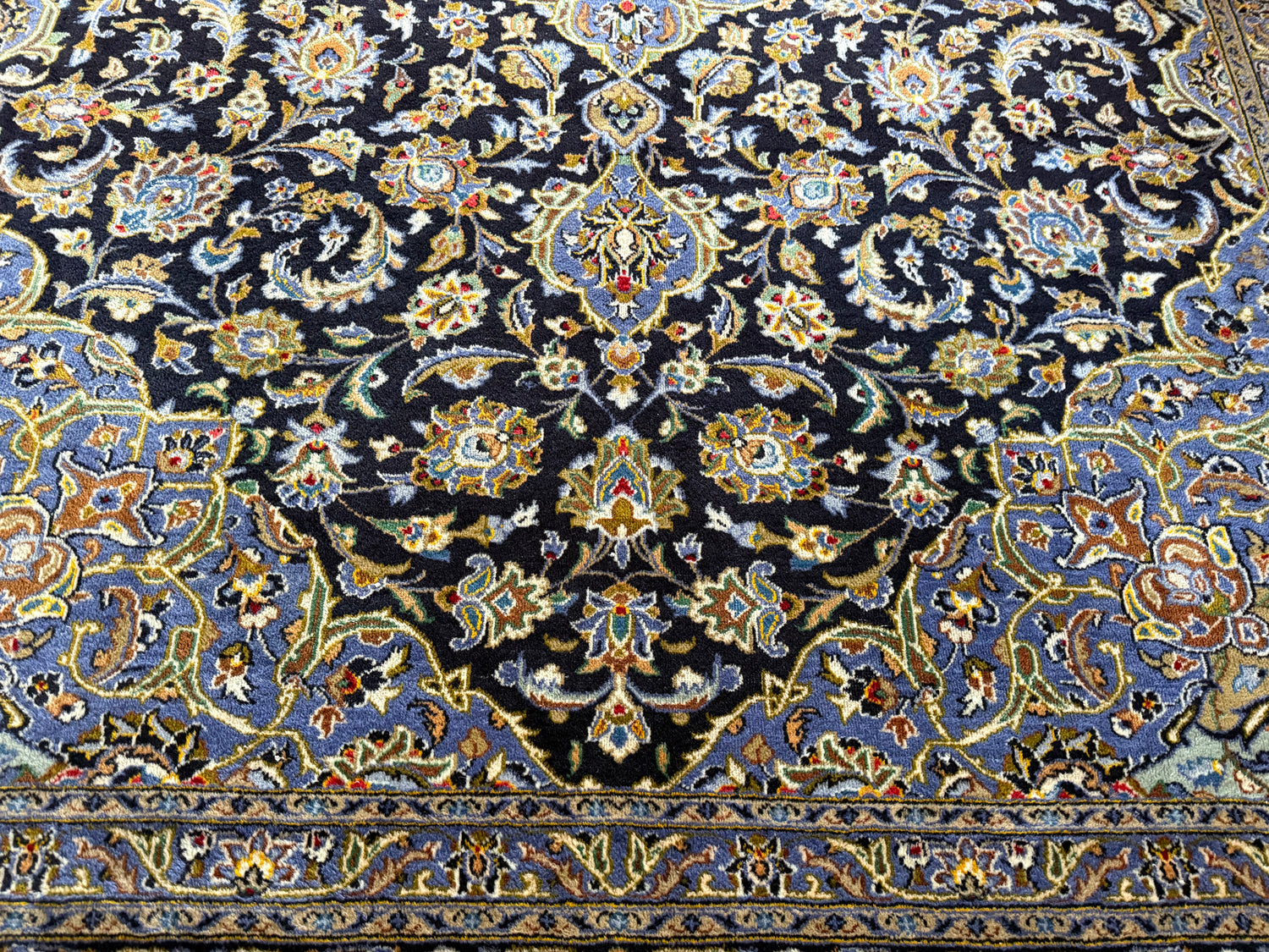 XL vintage medaillon tapijt in nachtblauw &amp; lichtblauw – ca. 408×295 cm