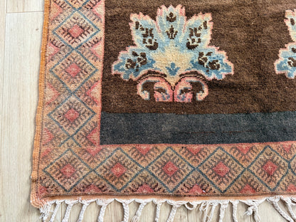 Vintage Marokkaans tapijt – 255 × 141 cm – ca. 1970–1990