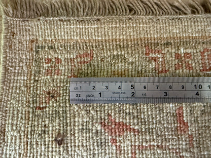 Handgeknoopt vintage tapijt – zand &amp; oudroze | Ziegler-stijl, 188 × 127 cm