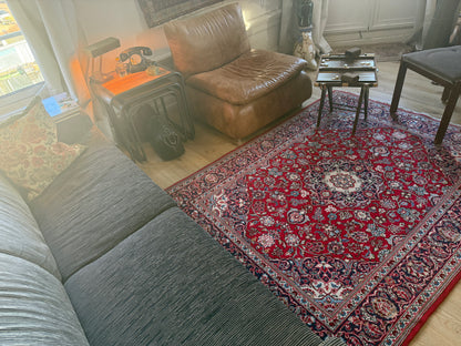 Hand-knotted vintage carpet – 202 × 152 cm