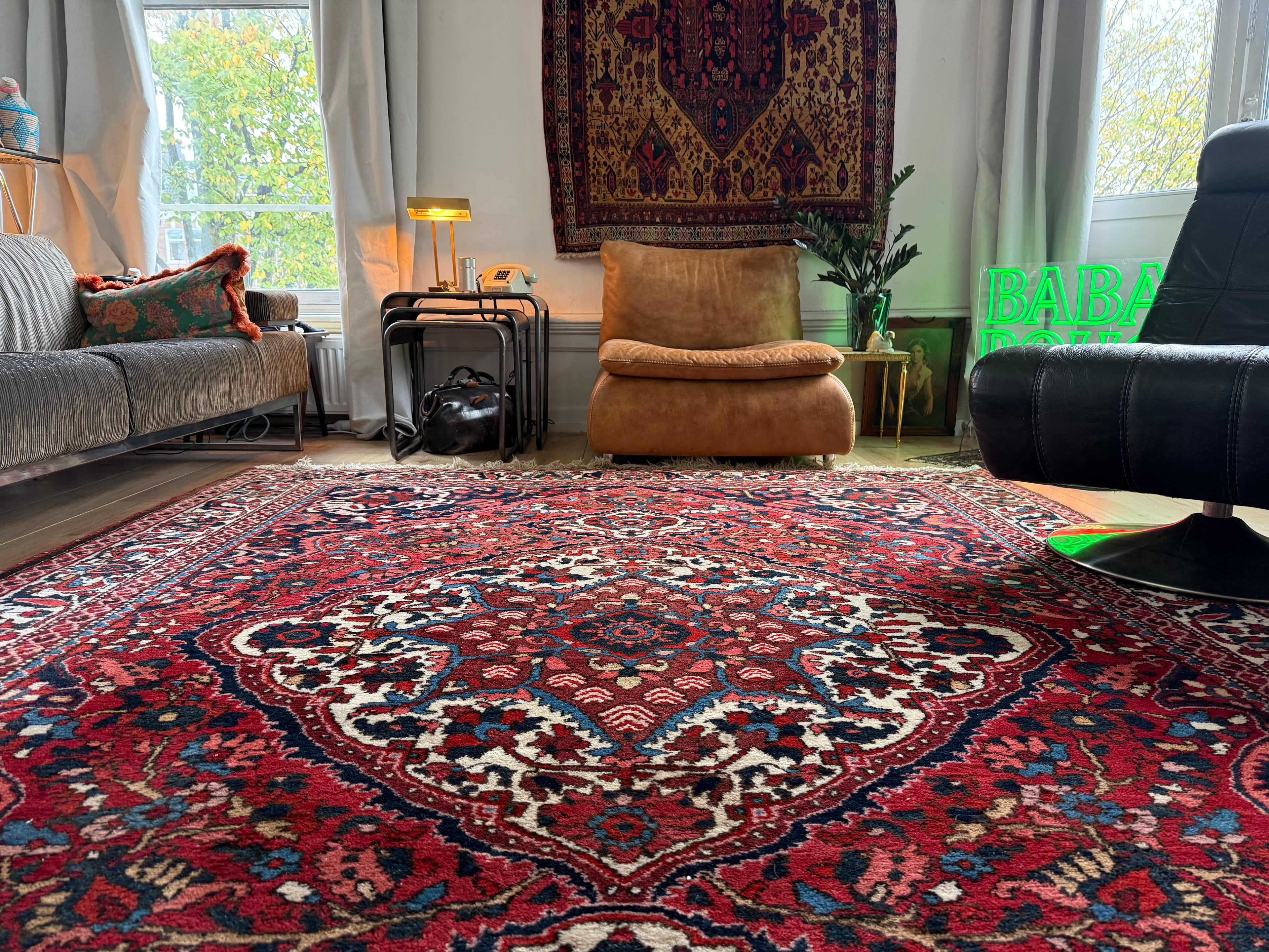 Vintage handgeknoopt Oosters tapijt met medaillon – ca. 318 × 226 cm