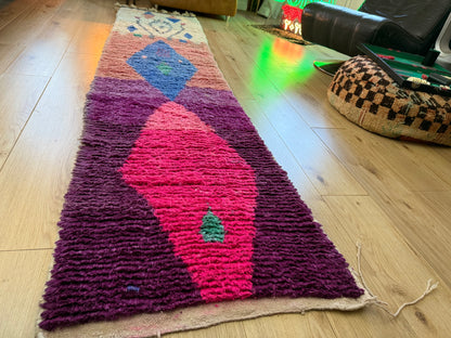 Authentiek Berber wollen kleed – kleurrijke Marokkaanse loper (310 × 70 cm)