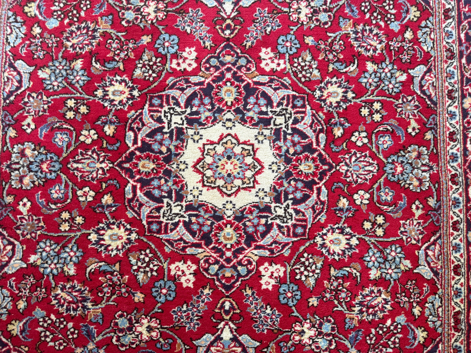 Hand-knotted vintage carpet – 202 × 152 cm