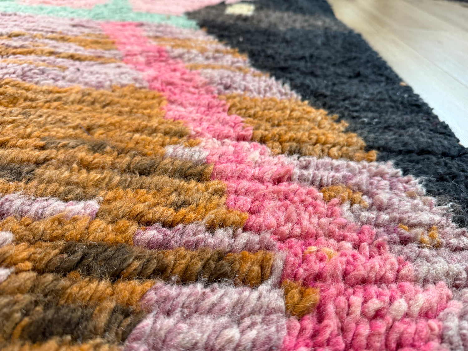 Marokkaans vintage Berber tapijt met zachte pasteltinten – 288 × 170 cm