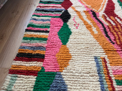 Handgeknoopt Marokkaans Azilal tapijt – 246 × 182 cm
