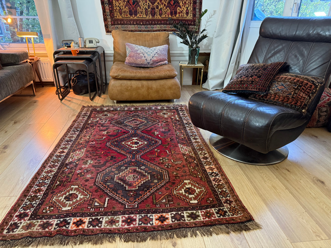 Handgeknoopt vintage oosters tapijt – 182 × 120 cm