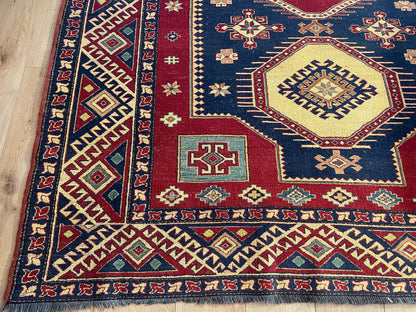 Handgeknoopt Kazak-stijl tapijt – ca. 255 × 200 cm