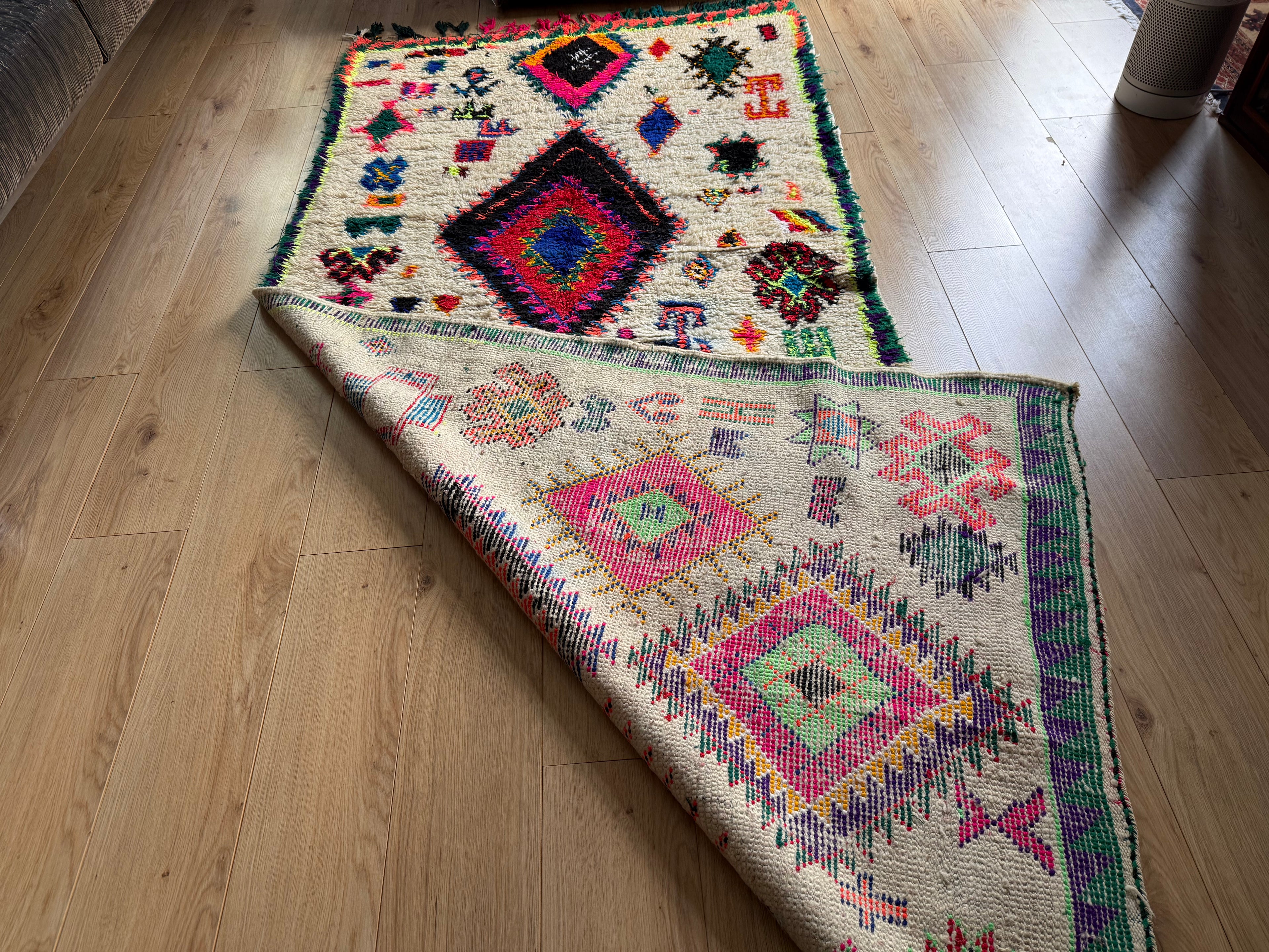 Tapis marocain vintage Azilal – 290 × 126 cm