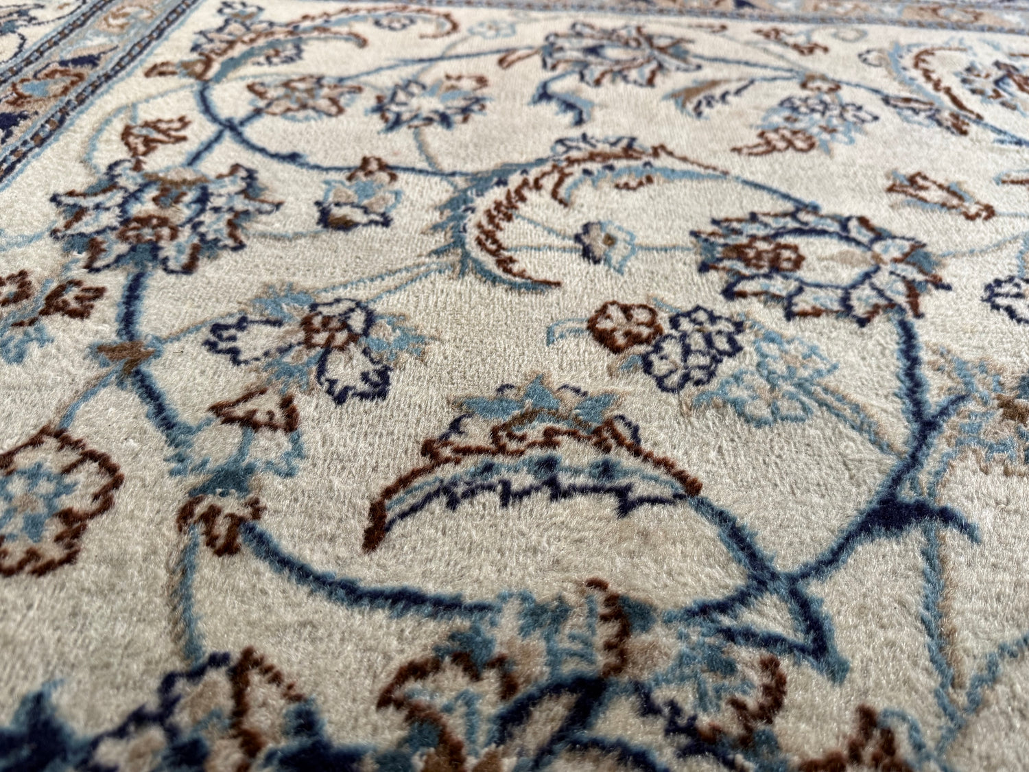 Handgeknoopt Vintage Perzisch Nain Tapijt – 200 × 200 cm
