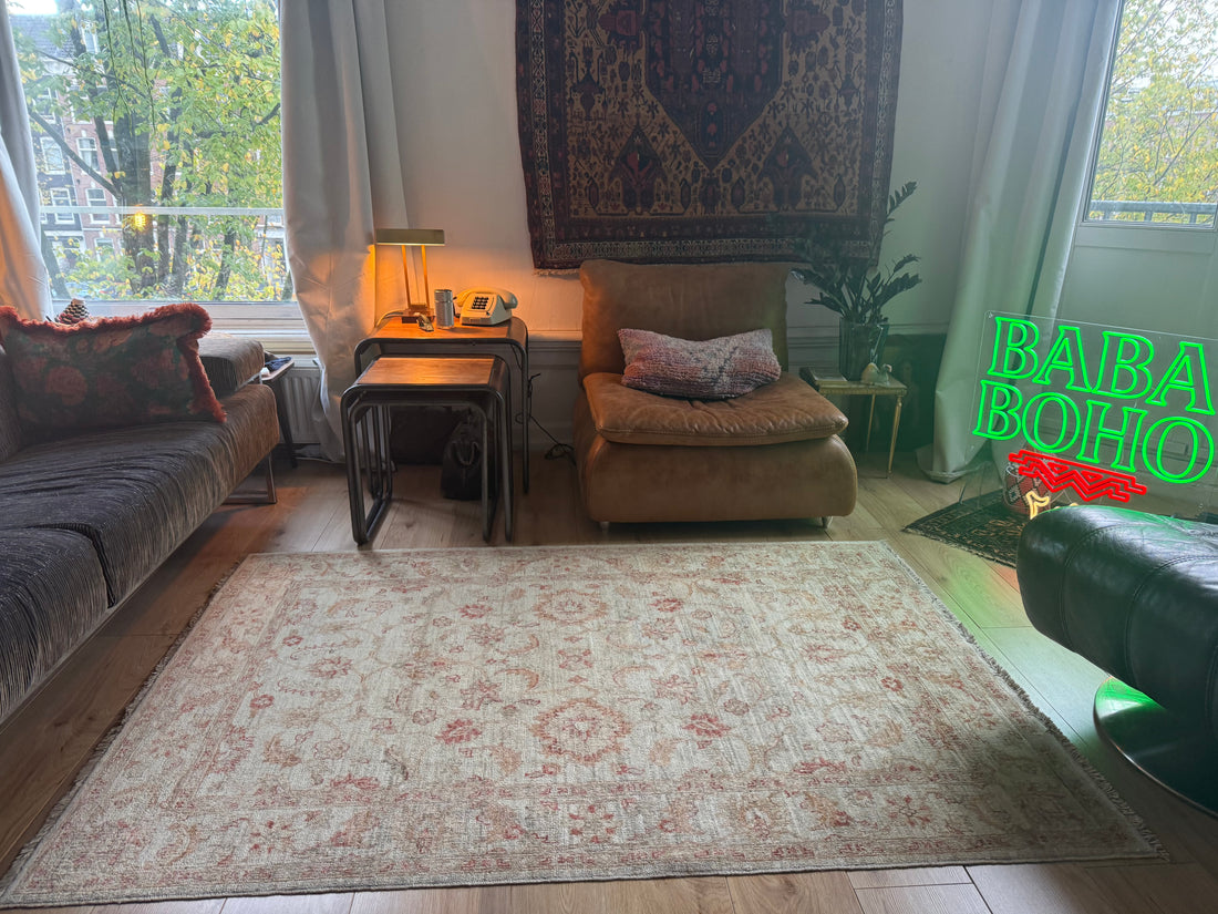 Handgeknoopt vintage tapijt – zand &amp; oudroze | Ziegler-stijl, 188 × 127 cm