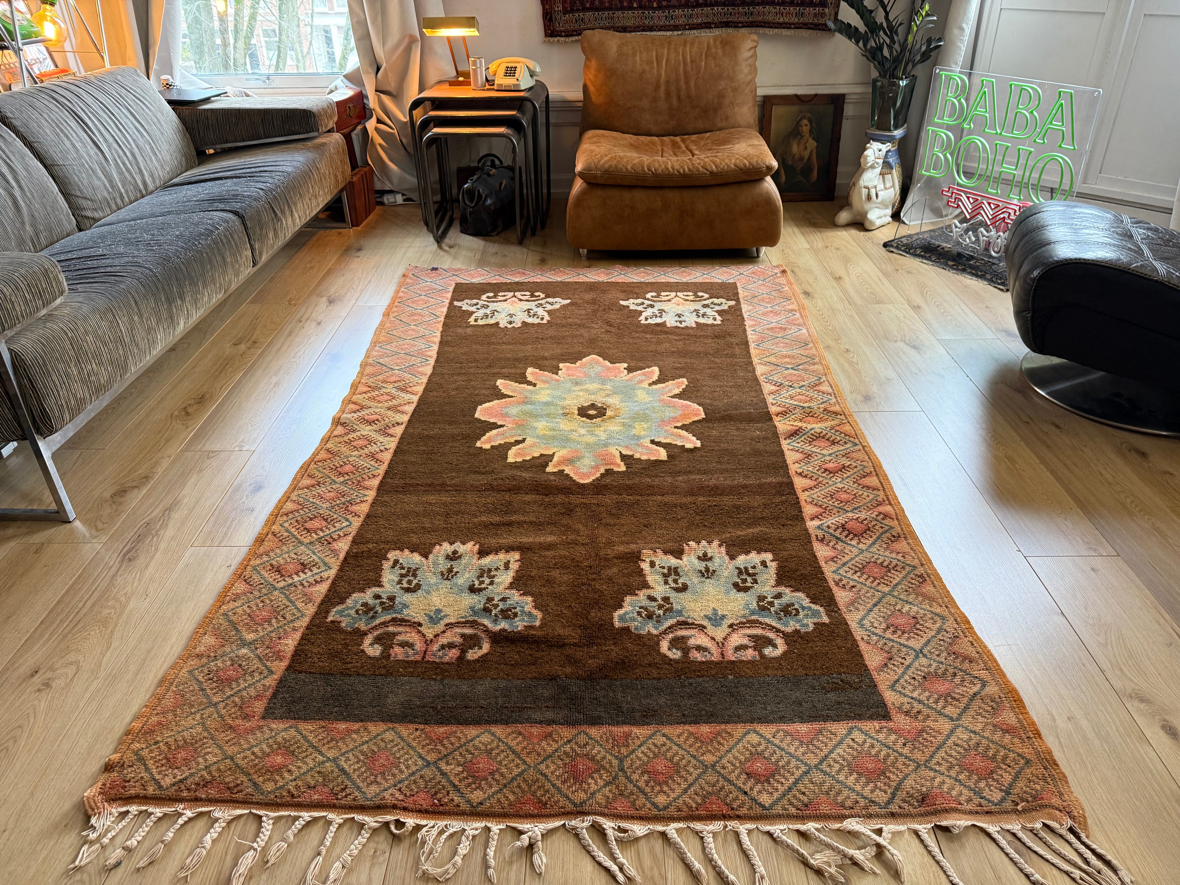 Vintage Marokkaans tapijt – 255 × 141 cm – ca. 1970–1990