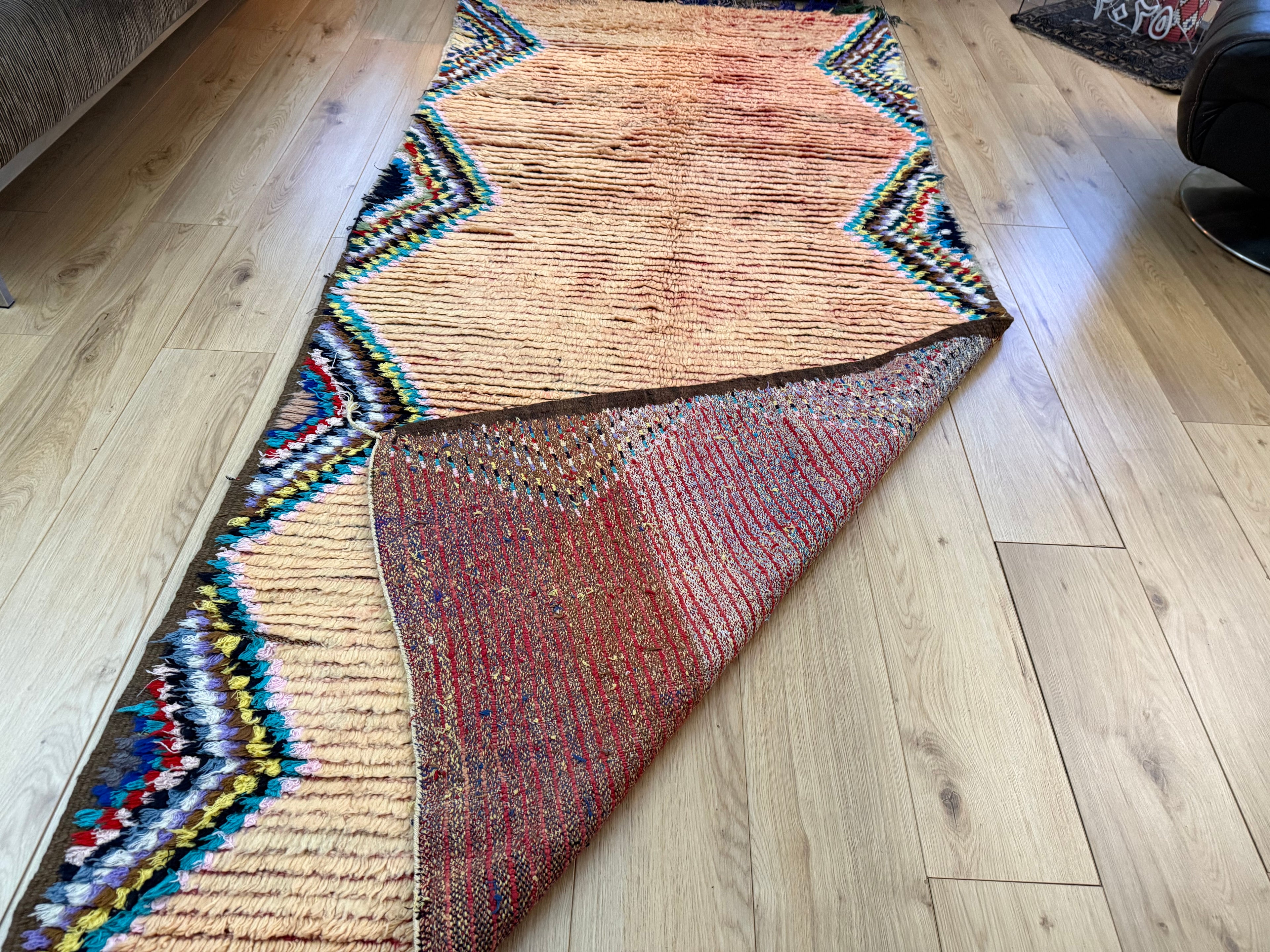 Vintage handgeknoopt Marokkaans tapijt – 370 × 204 cm