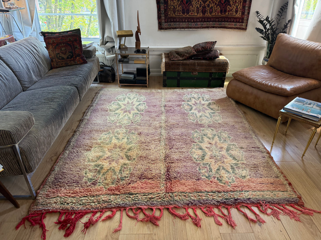 Vintage high-pile wool rug in soft pastel tones – 222 × 184 cm