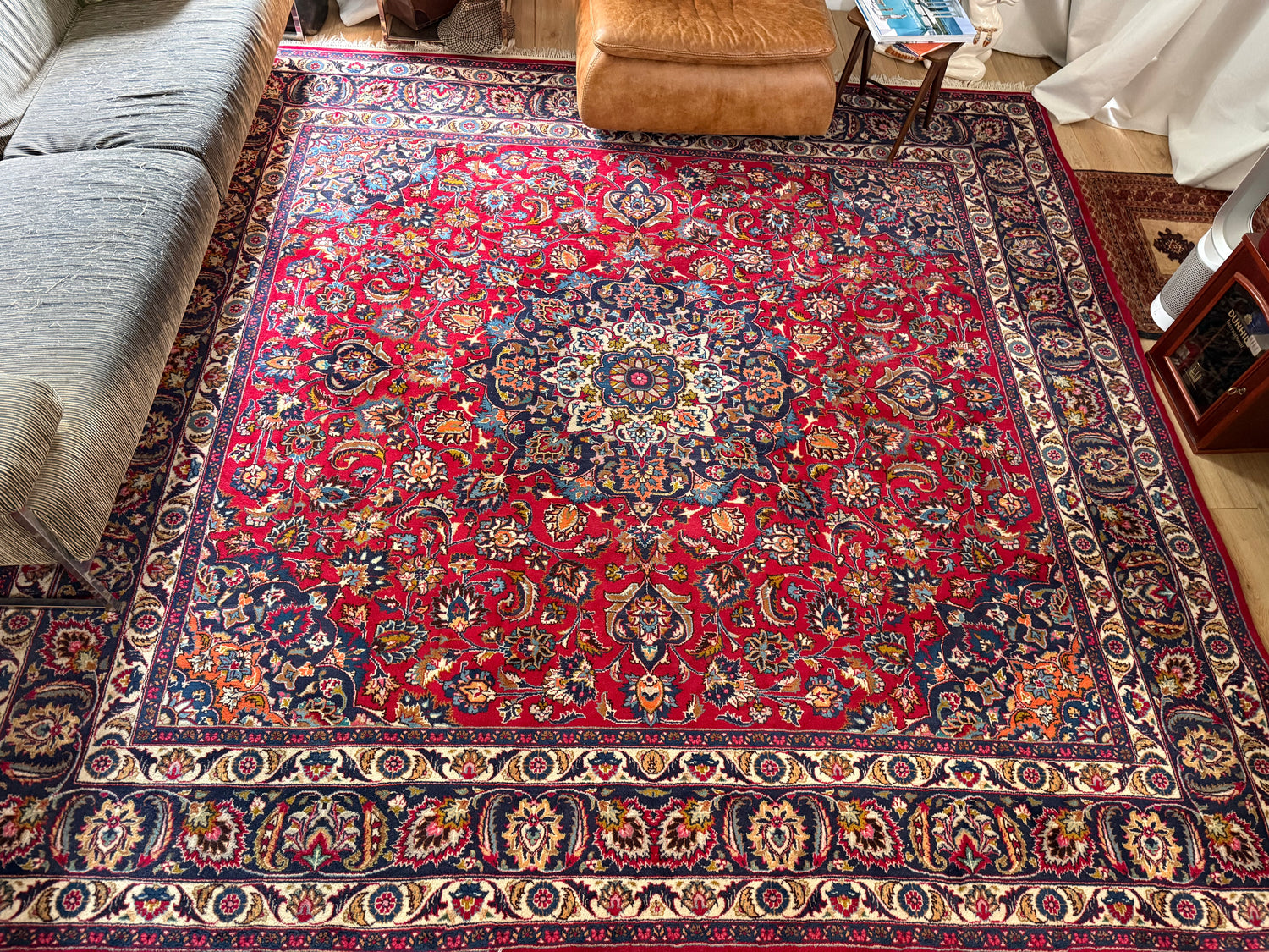 Großer Vintage-Perser-Medaillonteppich – 300 × 290 cm