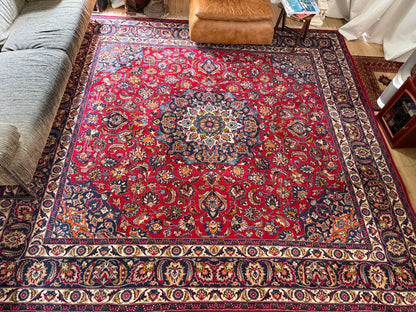 Großer Vintage-Perser-Medaillonteppich – 300 × 290 cm