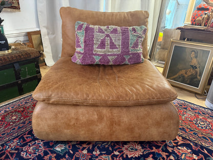 Handgemaakt kussen van een vintage Marokkaans tapijt – ca. 60 × 40 cm