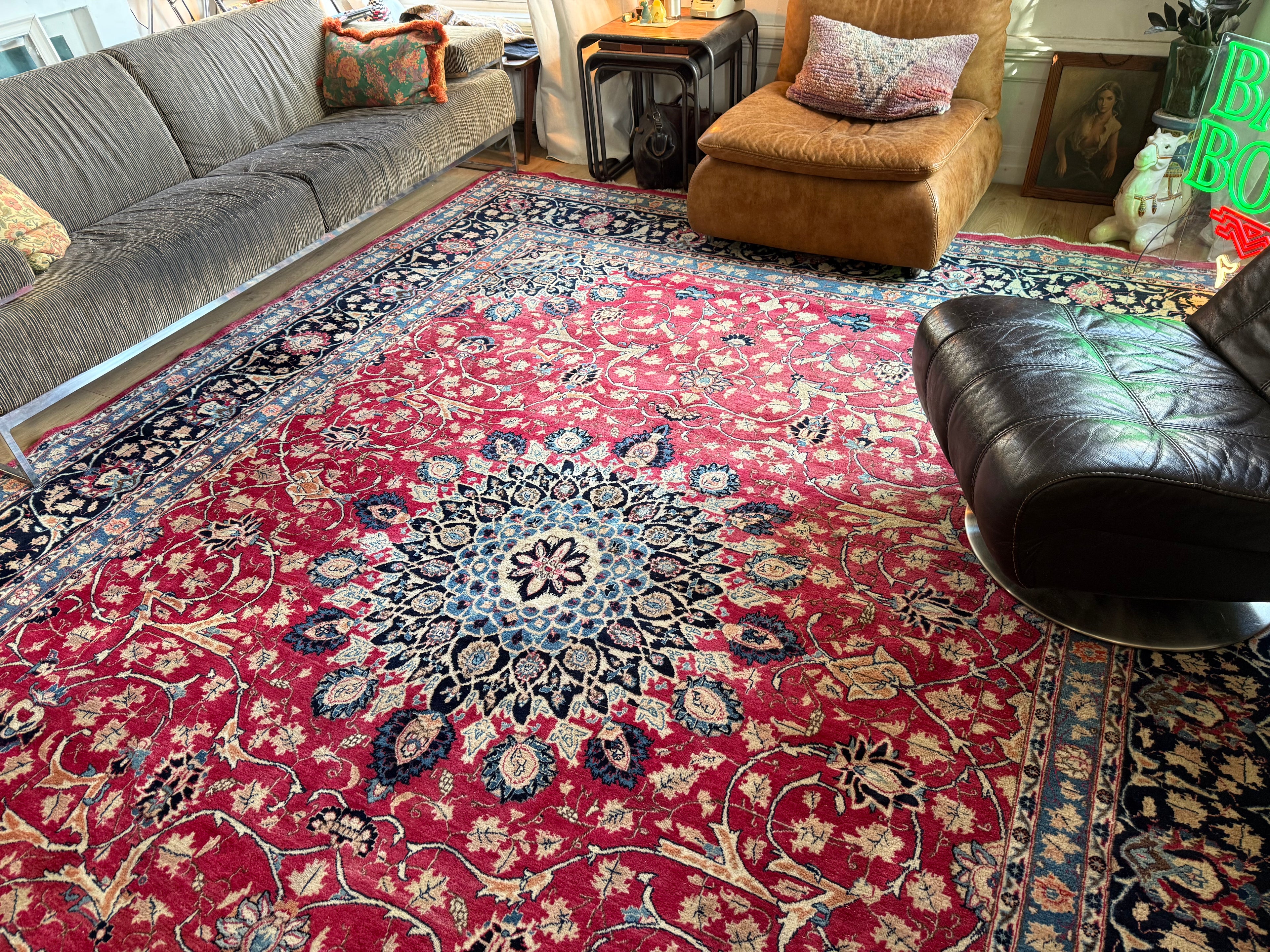 Groot handgeknoopt vintage vloerkleed met medaillon – 400×302 cm