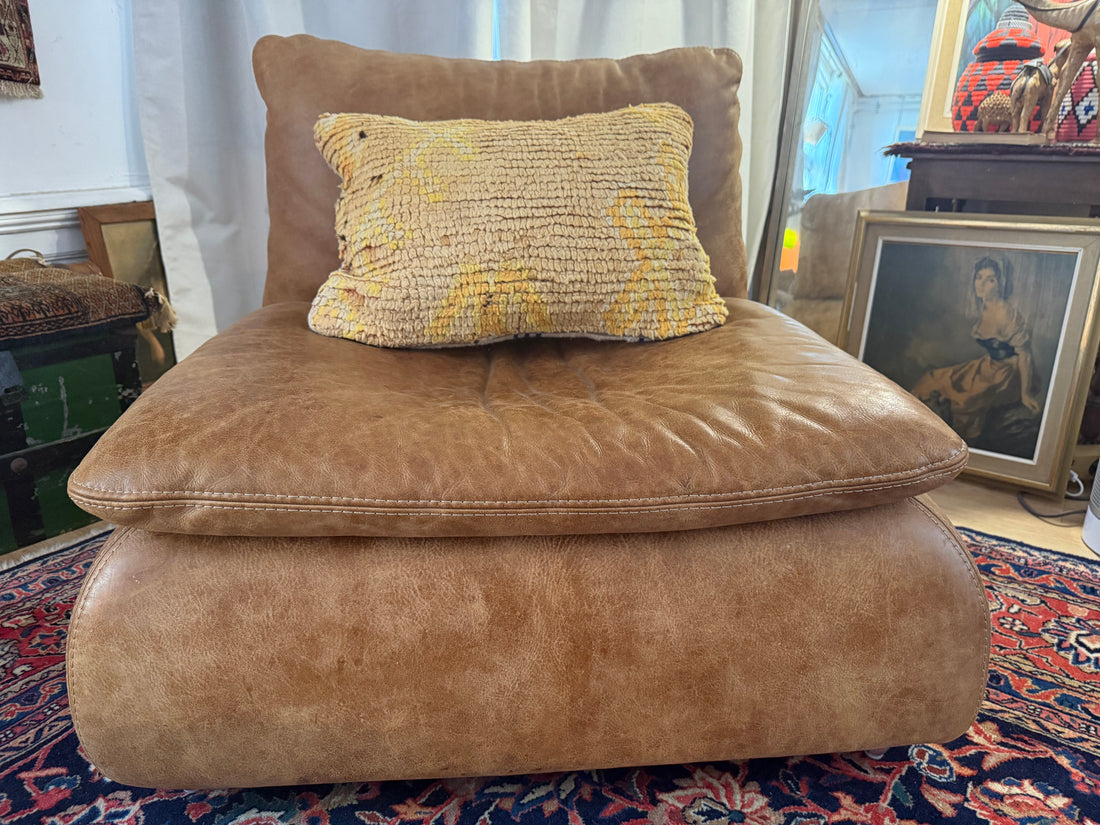 Coussin fait main en tapis marocain vintage – env. 60 × 40 cm