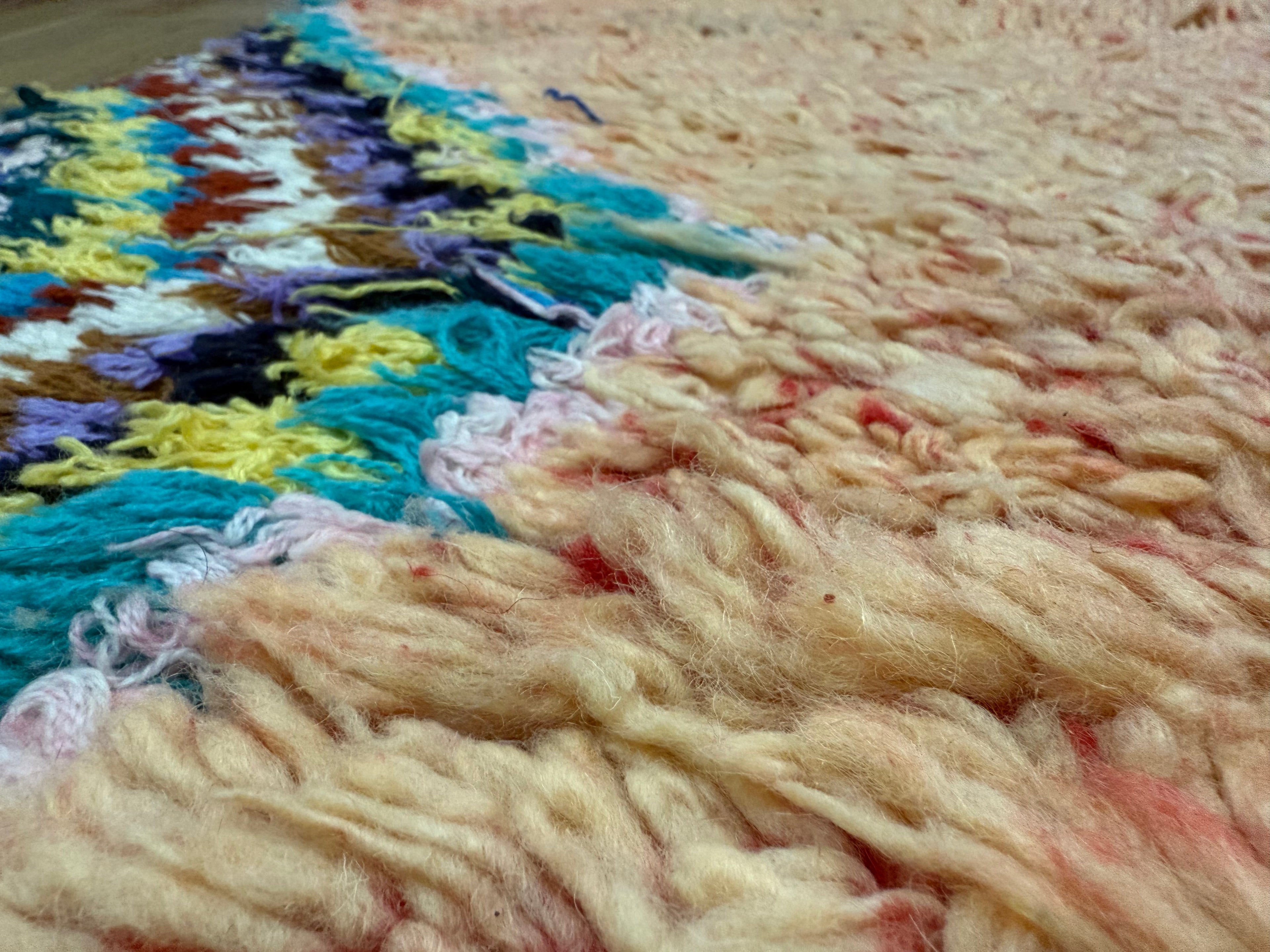 Vintage handgeknoopt Marokkaans tapijt – 370 × 204 cm