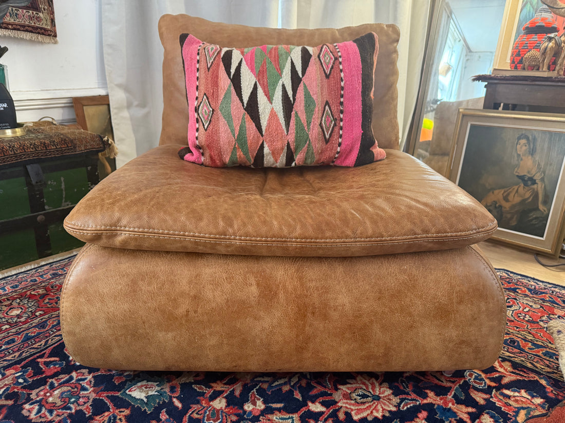 Coussin fait de tapis marocains vintage noués à la main