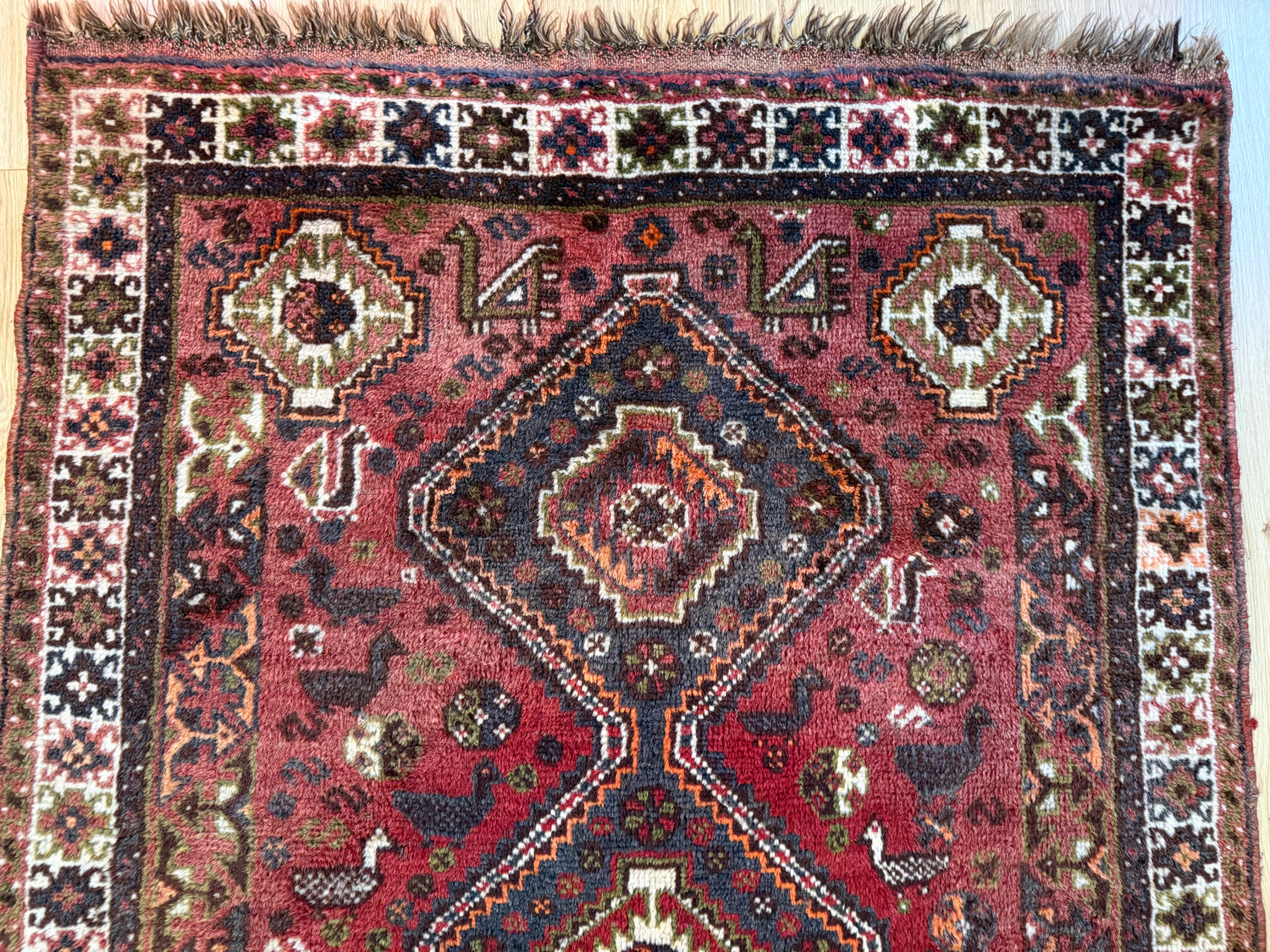 Handgeknoopt vintage oosters tapijt – 182 × 120 cm