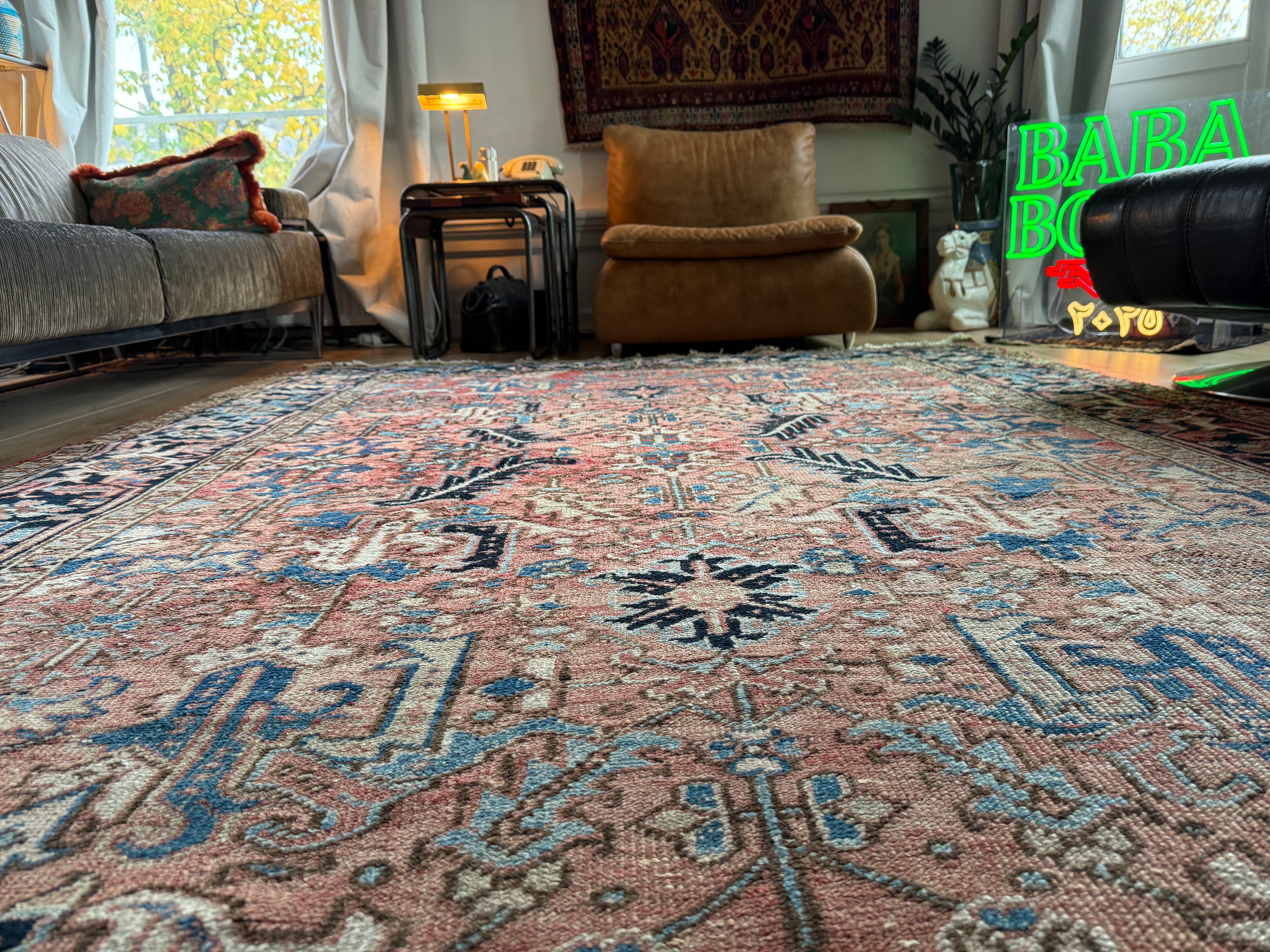 Vintage handgeknoopt tapijt in Heriz-stijl – ca. 290 × 212 cm gemaakt ca. 1940-1950