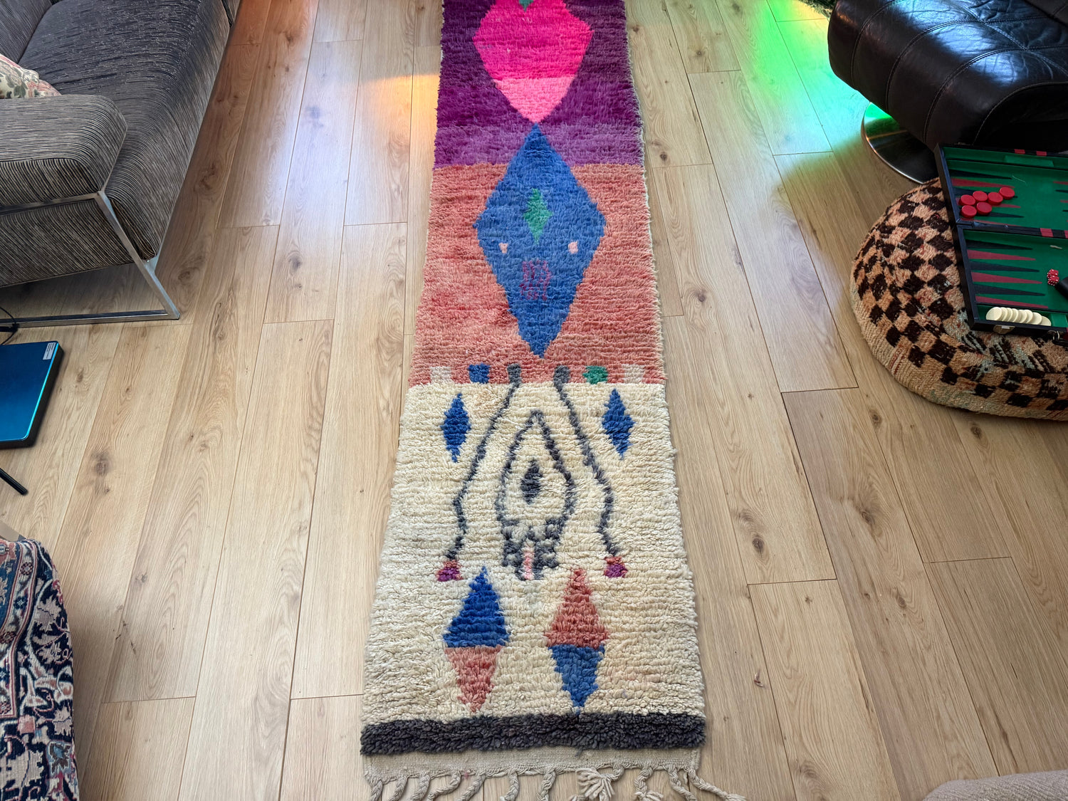 Authentiek Berber wollen kleed – kleurrijke Marokkaanse loper (310 × 70 cm)