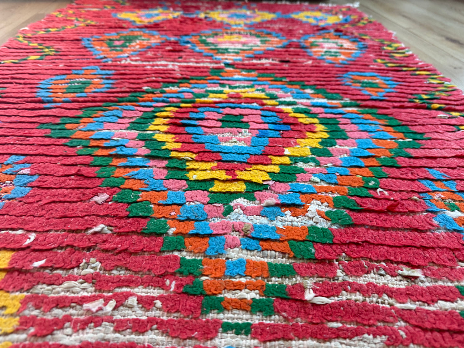 Handgeweven vintage loper met levend ritme 334 × ca. 92 cm (organisch variërend)