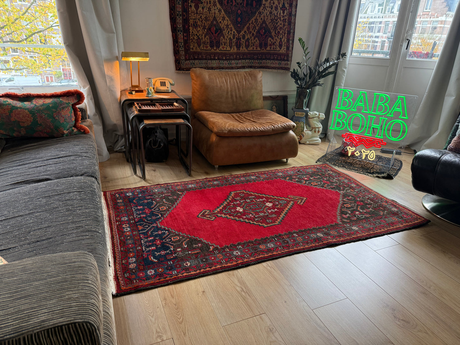 Vintage handgeknoopt wollen tapijt – 197 × 108 cm