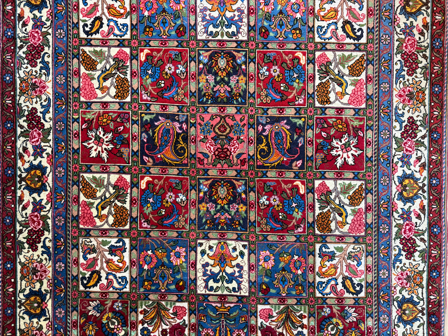 Hand-knotted Garden Design Rug – 258 × 157 cm
