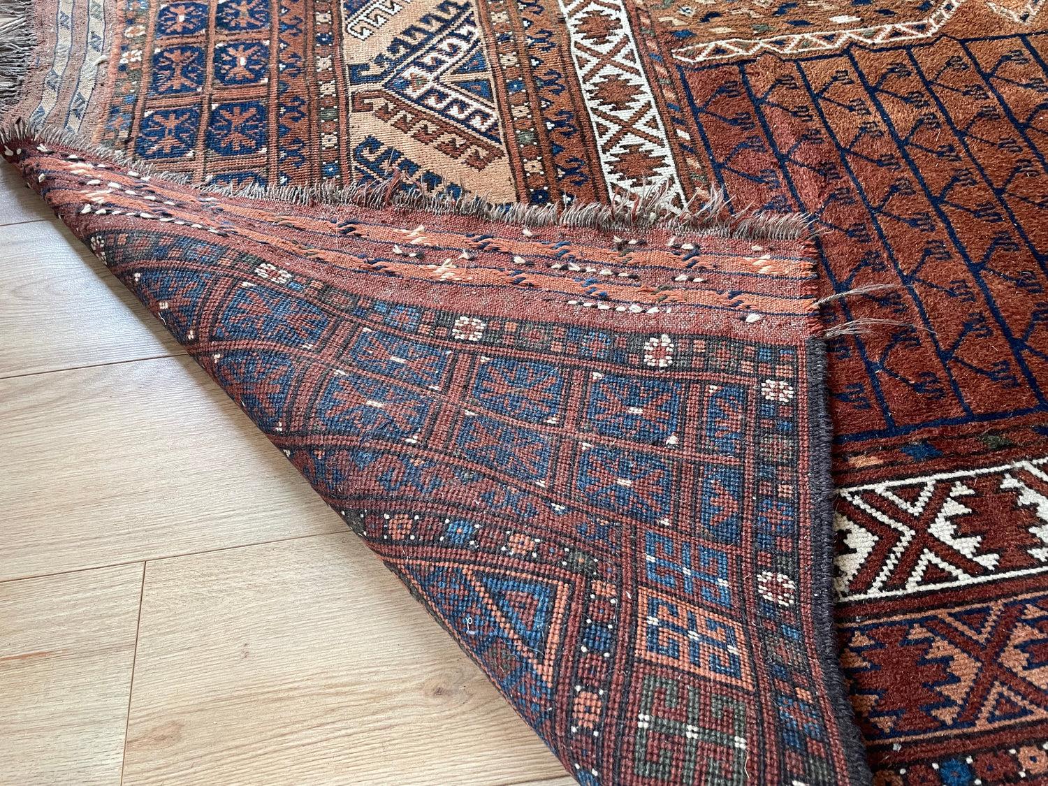 Handgeknoopt vintage tapijt – ca. 250 × 194 cm