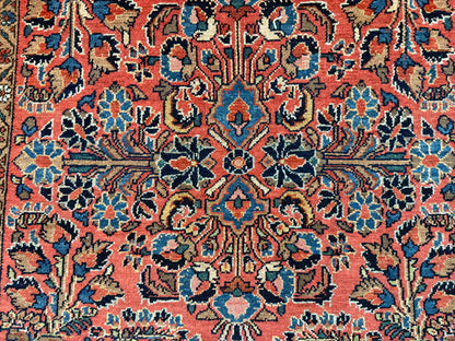 Warm rood Sarouk tapijt – 203 × 125 cm – florale elegantie