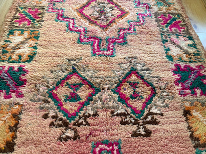 Vintage Moroccan runner in soft pink wool – 416 × 115 cm