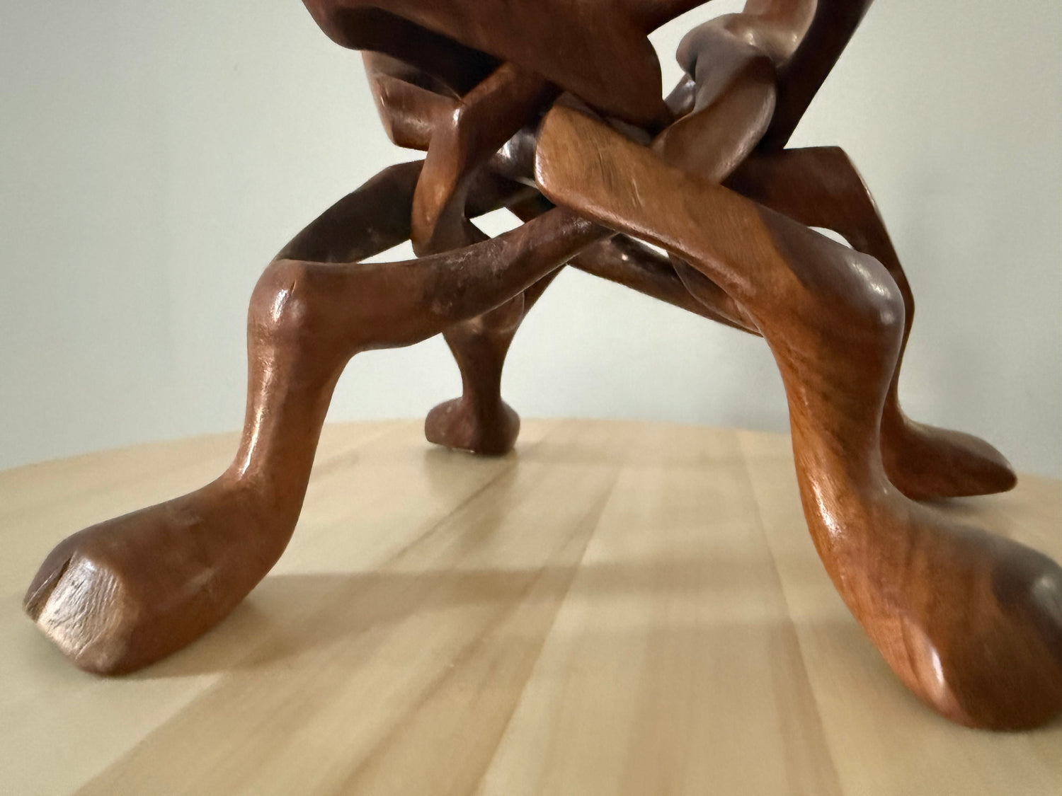 Unity Sculpture – Four Interwoven Camels