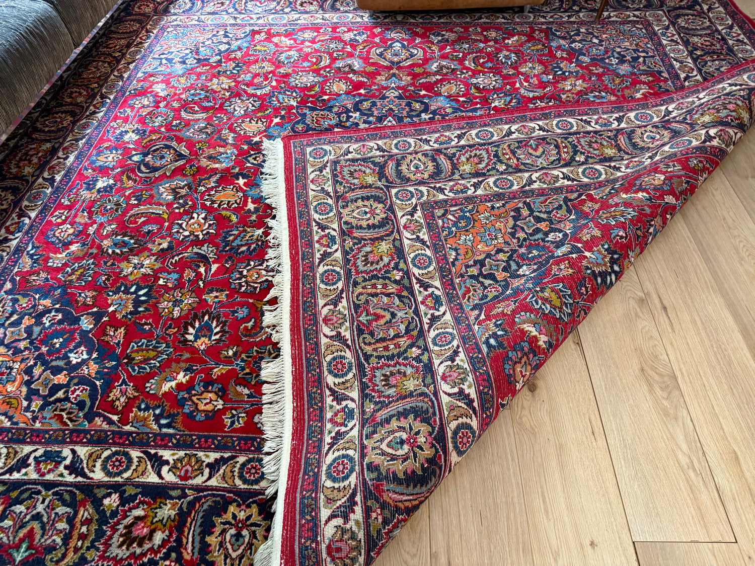 Großer Vintage-Perser-Medaillonteppich – 300 × 290 cm