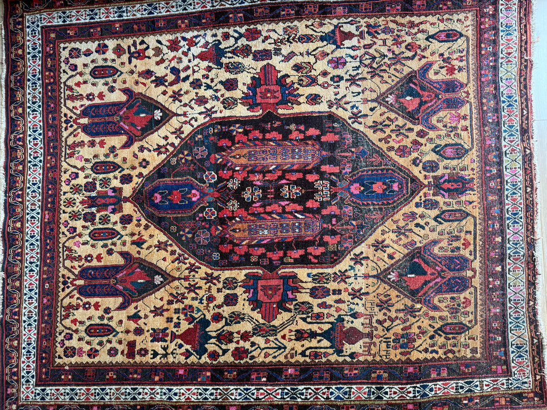 Tapete vintage feito à mão estilo Malayer oriental – aprox. 137 × 163 cm