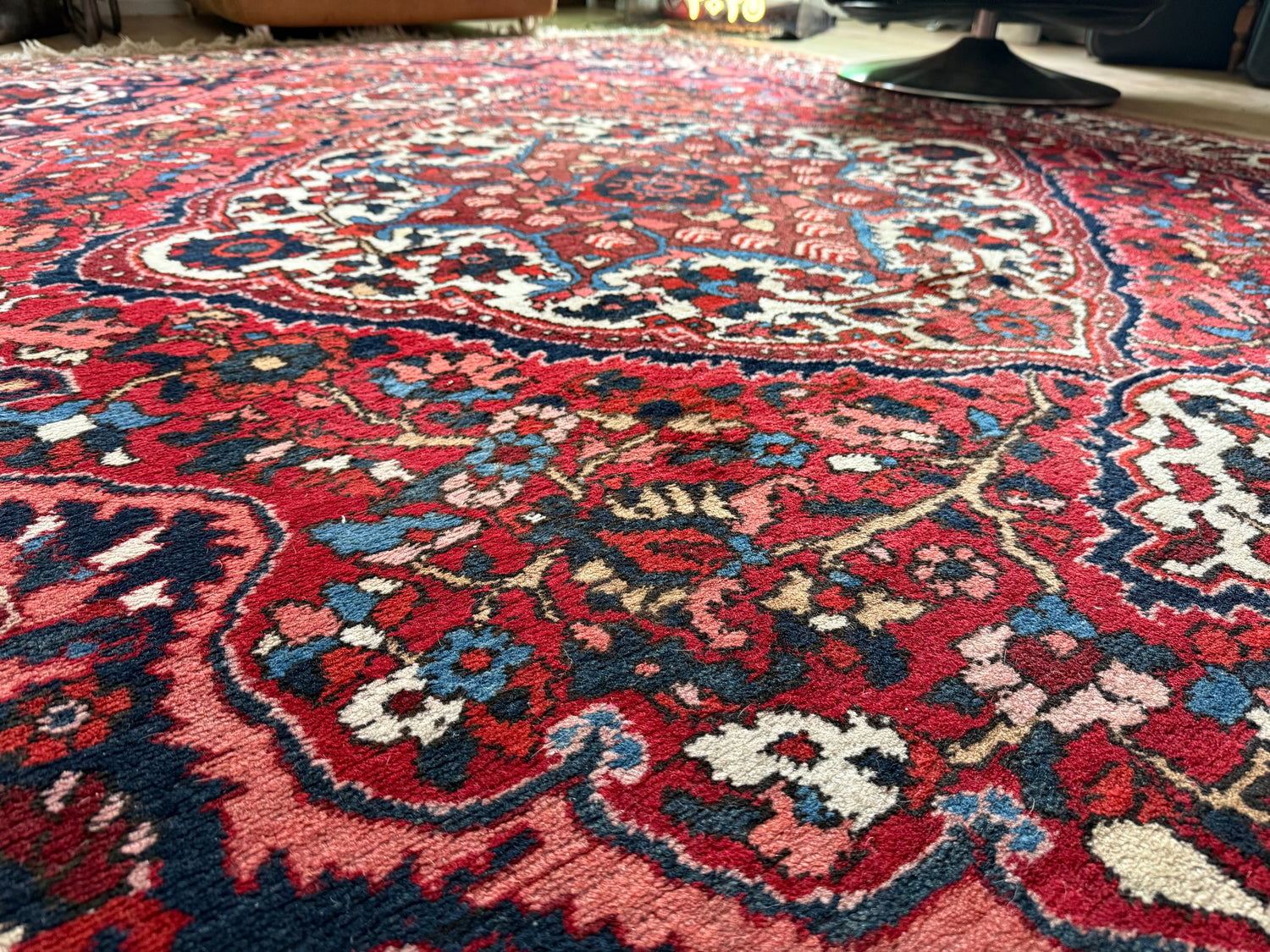 Vintage handgeknoopt Oosters tapijt met medaillon – ca. 318 × 226 cm