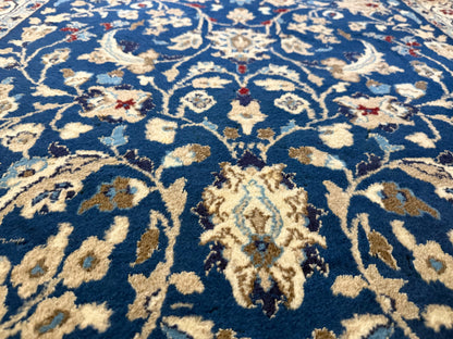 Tapete vintage feito à mão em estilo Nain – 208 × 117 cm