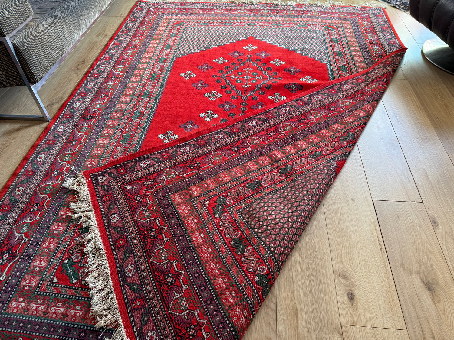 Handgeknoopte oosters vintage tapijt met florale medaillonstructuur – ca. 291 × 202 cm