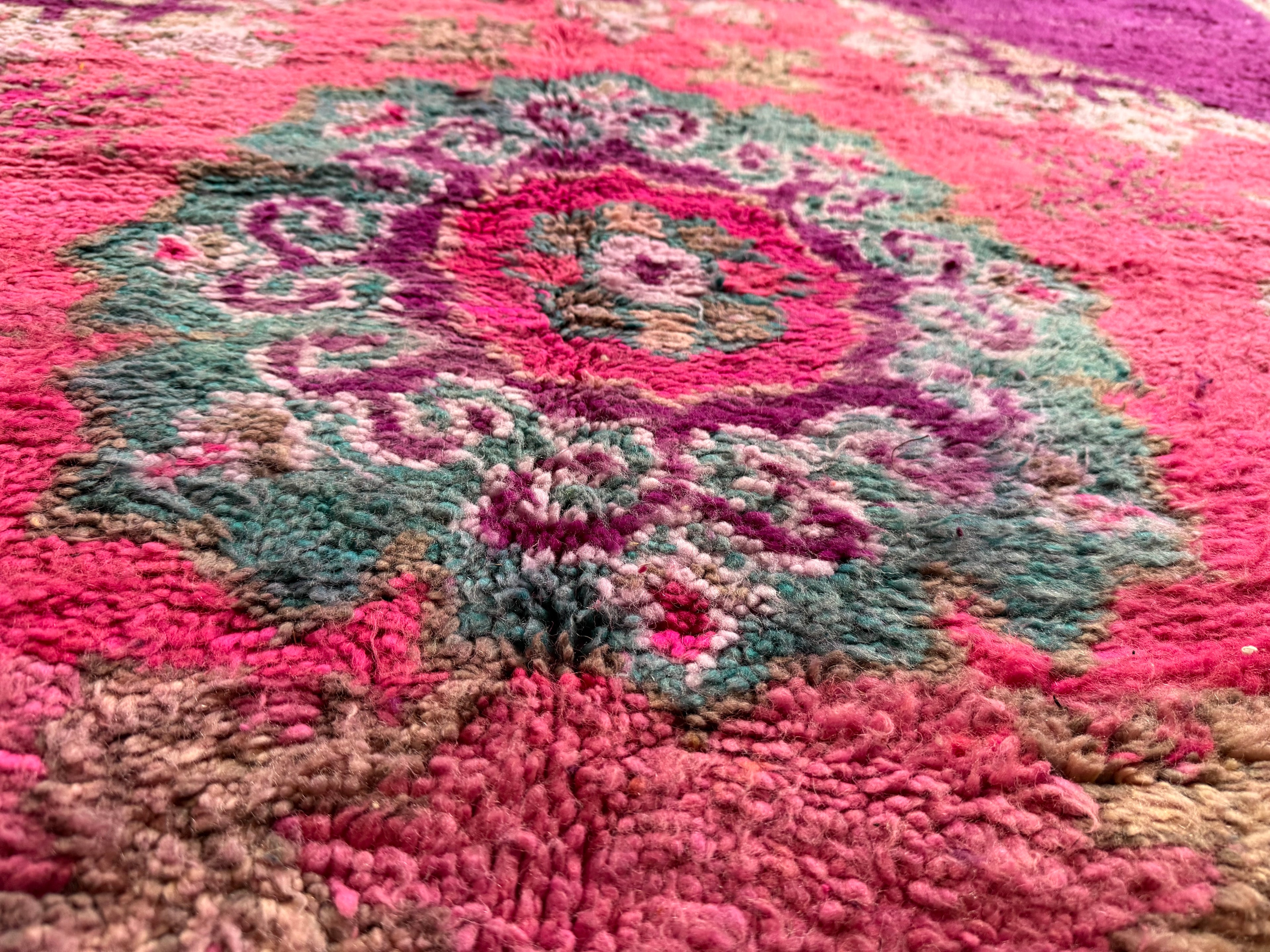 Vintage Atlas Rug – Magenta &amp; Turquoise Statement Piece (315 × 200 cm)