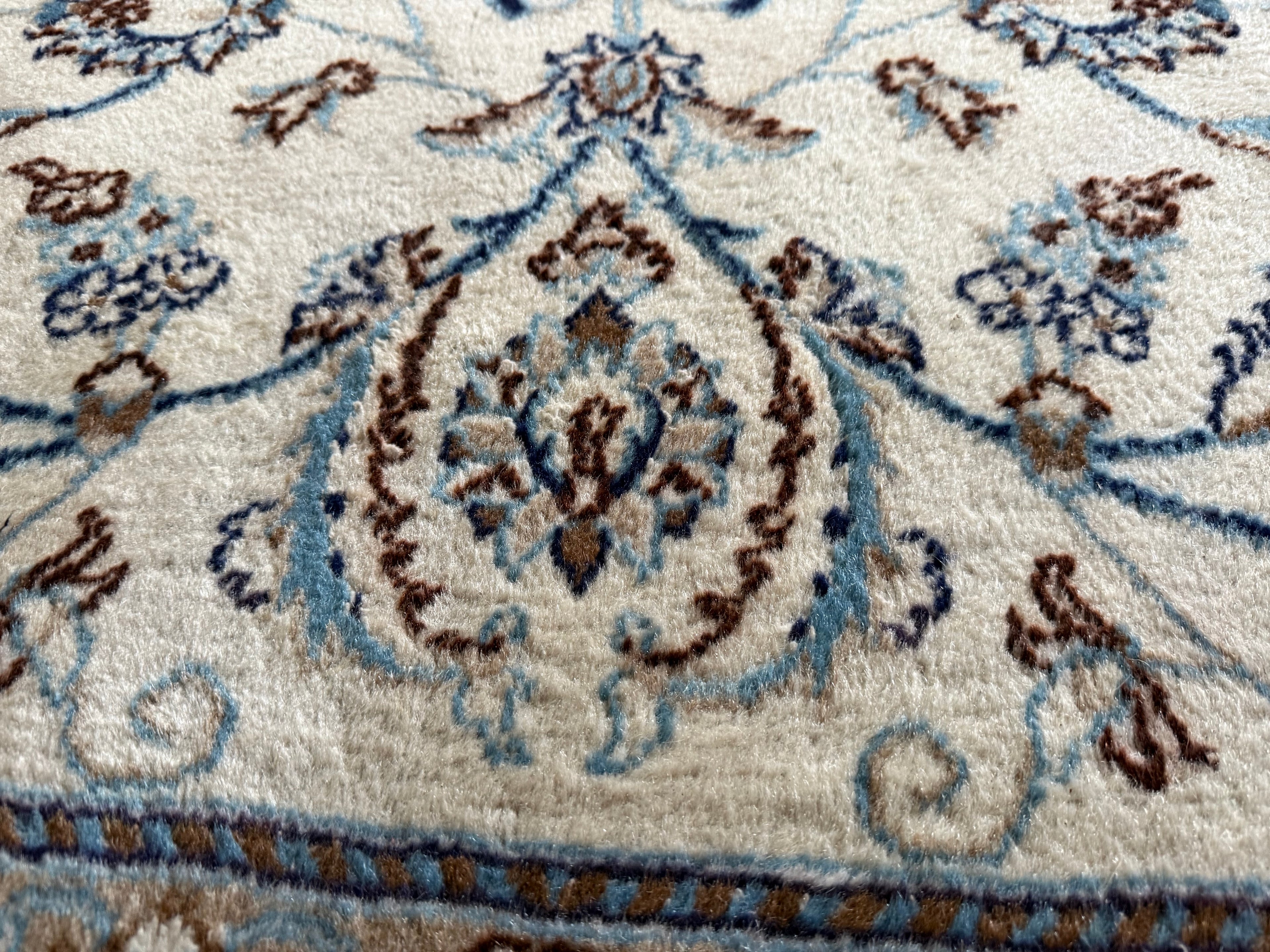 Handgeknoopt Vintage Perzisch Nain Tapijt – 200 × 200 cm