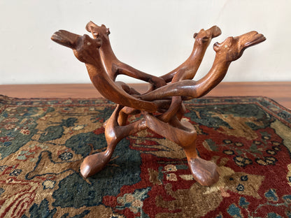 Unity Sculpture – Four Interwoven Camels