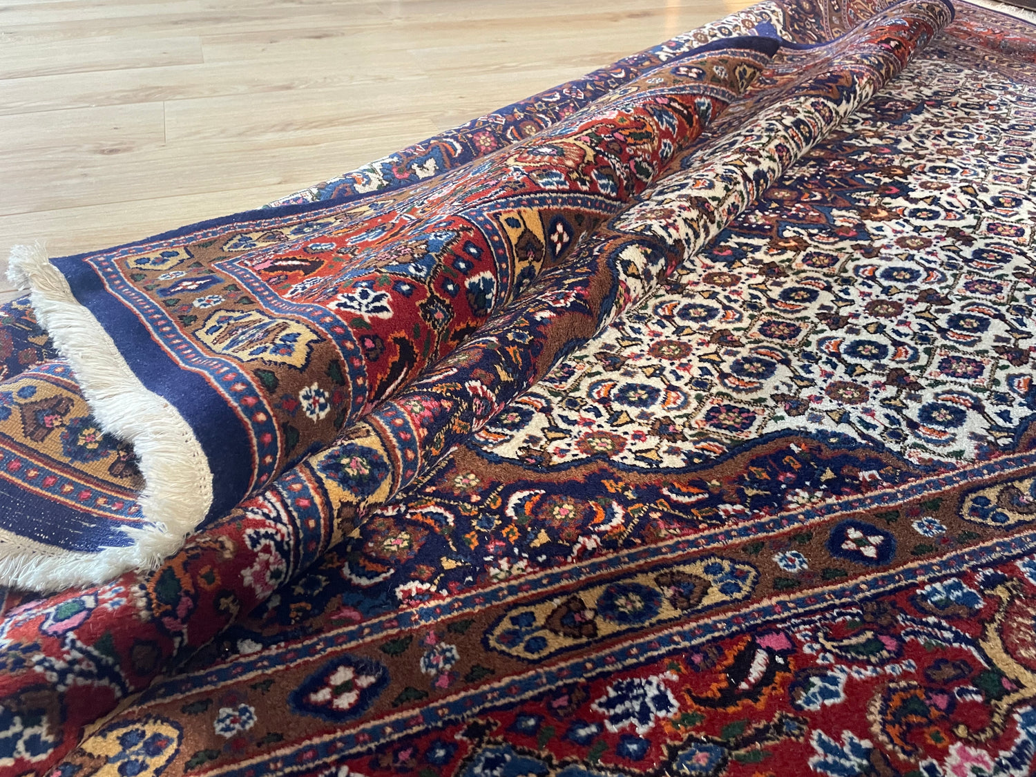 Handgeknoopt Oosterse Moud stijl tapijt – ca. 255 × 198 cm