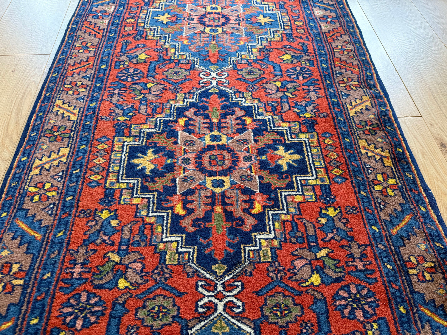 Handgeknoopte wollen loper – ca. 340 × 89 cm