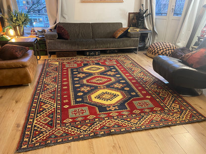 Handgeknoopt Kazak-stijl tapijt – ca. 255 × 200 cm