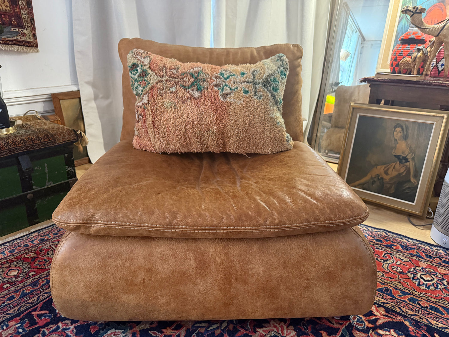 Handgemaakt kussen van een vintage Marokkaans tapijt – ca. 60 × 40 cm