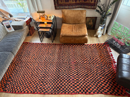 Grafisch vintage Berber tapijt in oranje &amp; zwart – 272 × 147 cm